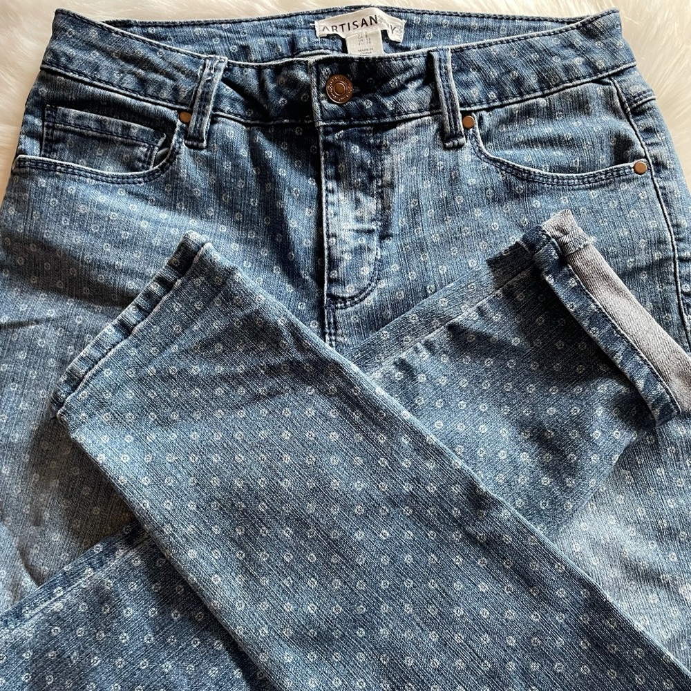 Artisan NY Jeans SZ 8- Never worn- smoke free home- Dark prince skinny jeans